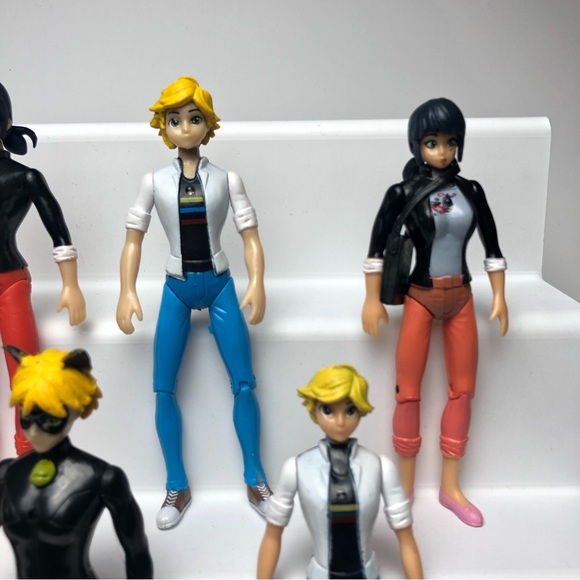 Miraculous Ladybug Action Figure Assortment - Picture 3 of 5